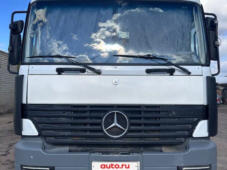 1999 Mercedes-Benz Actros, белый, 1600000 рублей, вид 1