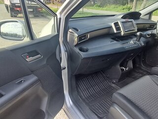 2013 Honda Freed I Рестайлинг, серый, 1109000 рублей, вид 5