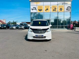 2010 Honda Freed I, белый, 1049000 рублей, вид 3