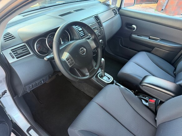 2008 Nissan Tiida I, серебристый, 730000 рублей - вид 9