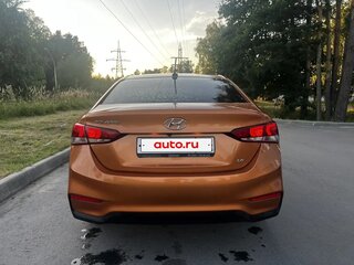 2017 Hyundai Solaris II, золотистый, 1070000 рублей, вид 5