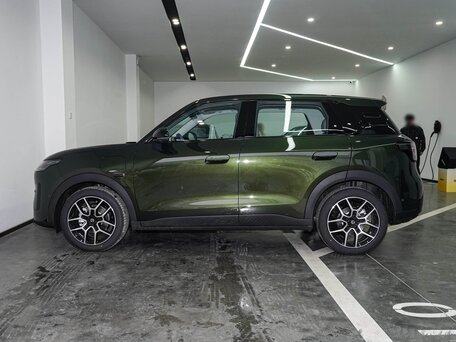 2026 Leapmotor A10 53 kWh, зелёный, 2090000 рублей, вид 4