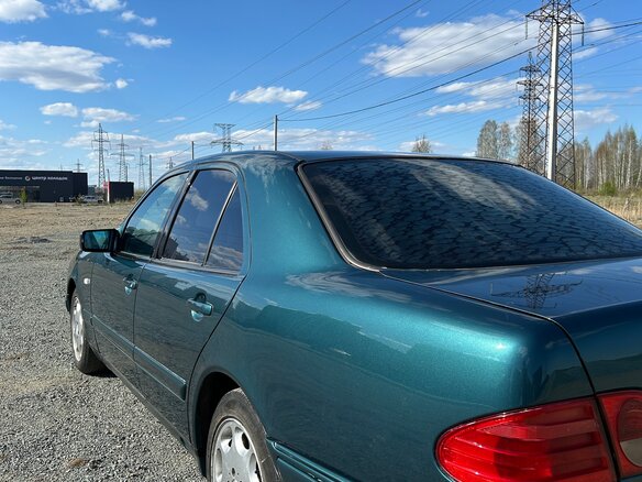 1996 Mercedes-Benz E-Класс 230 II (W210, S210), зелёный, 465000 рублей - вид 8
