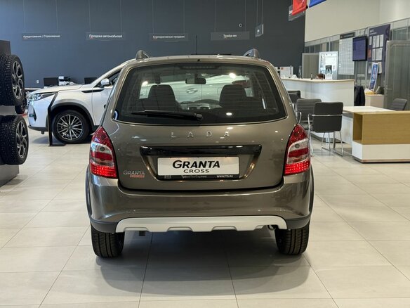 2026 Lada (ВАЗ) Granta Cross I Рестайлинг, коричневый, 1366000 рублей - вид 3