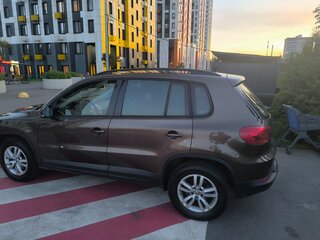 2014 Volkswagen Tiguan I Рестайлинг, коричневый, 1230000 рублей, вид 2