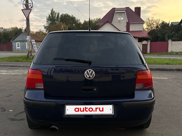 1998 Volkswagen Golf IV, синий, 225000 рублей - вид 4