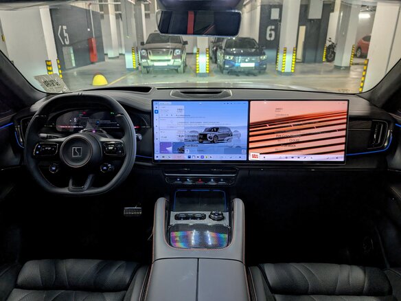 2026 Zeekr 8X Dawn, серый, 12999000 рублей - вид 15