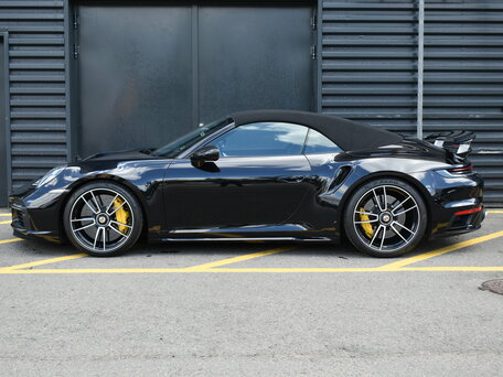 2021 Porsche 911 Turbo S VIII (992), чёрный, 26990000 рублей, вид 2