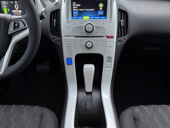 2013 Chevrolet Volt I, чёрный, 1045000 рублей - вид 29