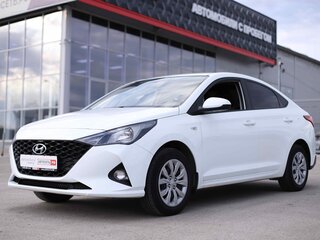 2021 Hyundai Solaris II Рестайлинг, белый, 1435200 рублей, вид 1