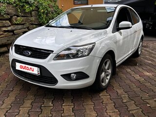 2010 Ford Focus II Рестайлинг, белый, 620000 рублей, вид 1