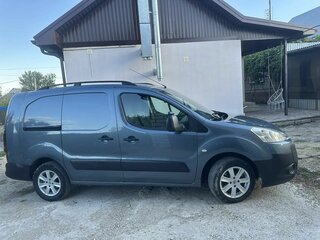 2011 Peugeot Partner II, серый, 790000 рублей, вид 4
