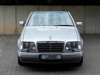 1994 Mercedes-Benz E-Класс 320 4-speed I (W124), серебристый, 5070000 рублей, вид 5