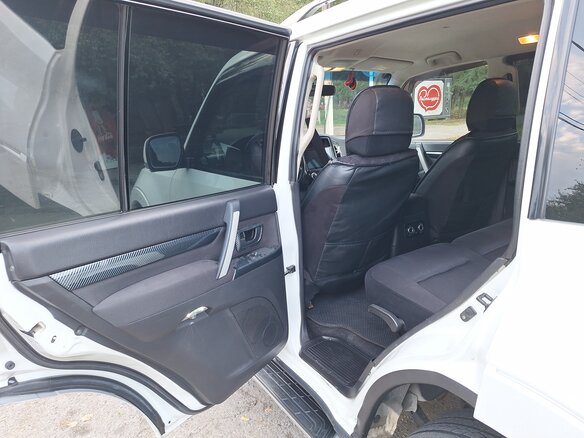 2014 Mitsubishi Pajero IV Рестайлинг 1, белый, 2100000 рублей - вид 10