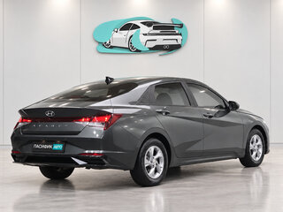 2022 Hyundai Avante VII, серый, 1680500 рублей, вид 2