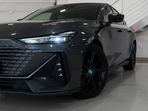 2023 Changan UNI-V I, серый, 2239900 рублей - вид 5