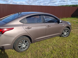 2019 Hyundai Solaris II, коричневый, 1450000 рублей, вид 4