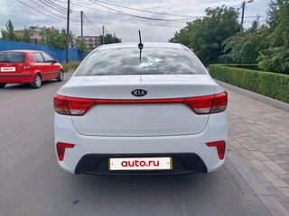 2019 Kia Rio IV, белый, 930000 рублей, вид 5