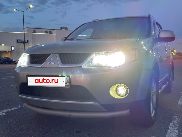 2008 Mitsubishi Outlander II, бежевый, 799000 рублей - вид 6