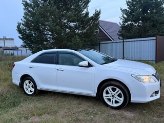 2013 Toyota Camry VII (XV50), белый, 1550000 рублей, вид 4