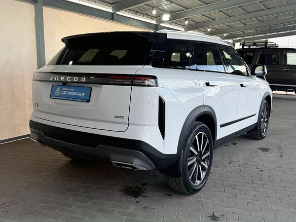 2023 Jaecoo J7 I, белый - вид 4