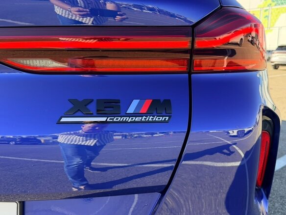2020 BMW X6 M Competition III (F96), синий, 12300000 рублей - вид 12