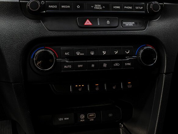 2019 Kia Ceed III, коричневый, 1679000 рублей - вид 19
