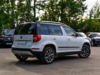 2017 Skoda Yeti I Рестайлинг, белый, 754000 рублей, вид 2