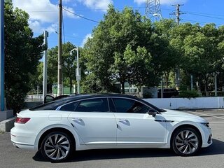2023 Volkswagen Passat CC 380 TSI II Рестайлинг, белый, 2906788 рублей, вид 3