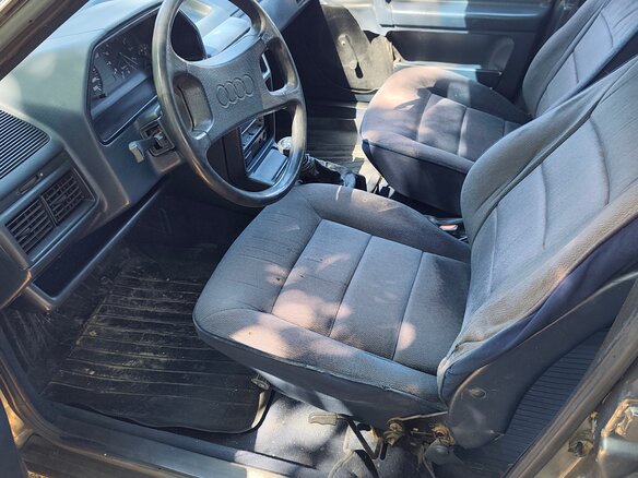 1984 Audi 100 III (C3), серебристый - вид 7