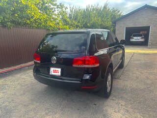 2004 Volkswagen Touareg I, чёрный, 1250000 рублей, вид 5