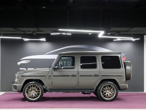 2024 Mercedes-Benz G-Класс AMG 63 AMG II (W465) Рестайлинг, золотистый, 27300000 рублей - вид 1