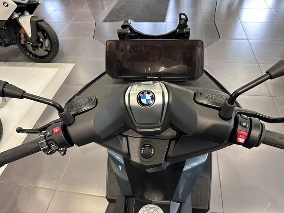 2026 BMW C 400 GT, синий, 1250000 рублей - вид 6