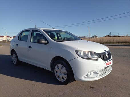 2017 Renault Logan II, белый, 310000 рублей, вид 5