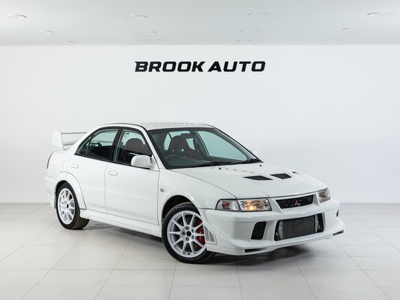 2000 Mitsubishi Lancer Evolution VI, белый, 4990000 рублей - вид 2
