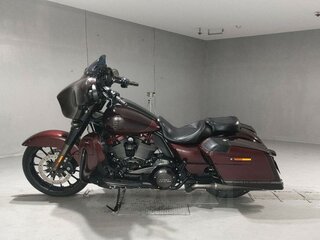 2018 Harley-Davidson CVO Street Glide, пурпурный, 2460000 рублей, вид 2