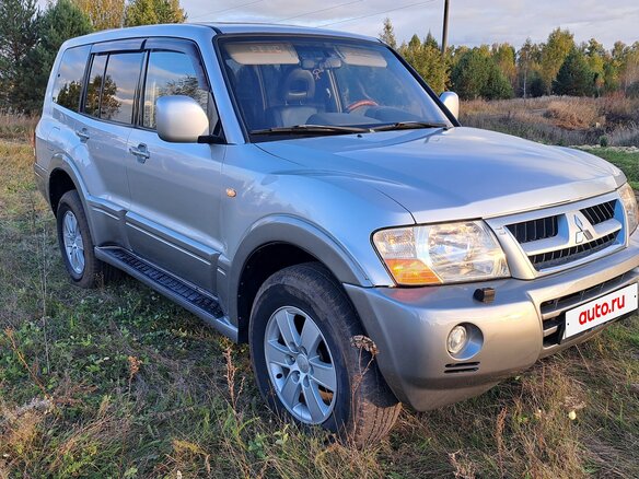 2003 Mitsubishi Pajero III Рестайлинг, серый, 1050000 рублей - вид 2