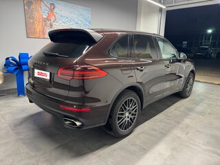 2015 Porsche Cayenne Diesel II Рестайлинг (958), коричневый, 3300000 рублей, вид 3