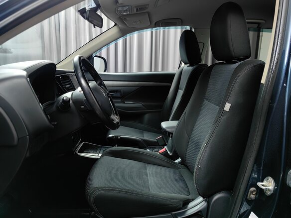 2018 Mitsubishi Outlander III Рестайлинг 2, синий, 1525000 рублей - вид 8