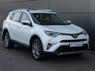2015 Toyota RAV4 IV (XA40) Рестайлинг, белый, 2598000 рублей, вид 3