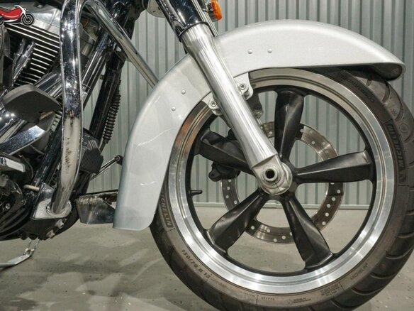 2012 Harley-Davidson Dyna Switchback, серебристый, 800000 рублей - вид 7