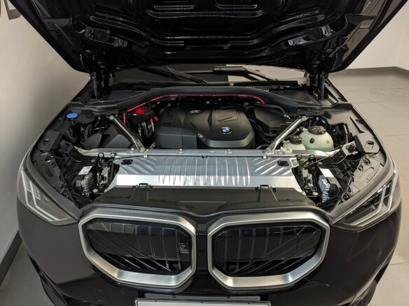 2026 BMW X3 Long 30L xDrive IV (G45/G48), чёрный, 7880000 рублей - вид 16
