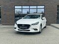 2018 Mazda 3 III (BM) Рестайлинг, белый, 2000000 рублей