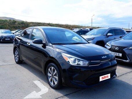 2022 Kia Rio IV Рестайлинг (Global market), чёрный, 1350000 рублей, вид 3