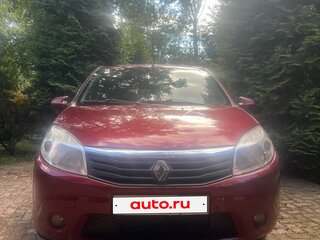 2011 Renault Sandero I, красный, 330000 рублей, вид 3