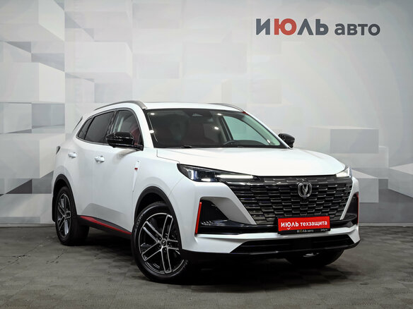 2024 Changan UNI-S I, белый, 2370000 рублей - вид 3