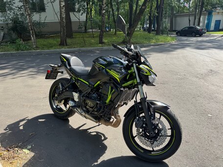 2020 Kawasaki Z 650, чёрный, 600000 рублей, вид 5