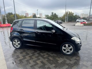 2005 Mercedes-Benz A-Класс 170 II (W169), чёрный, 455000 рублей, вид 3