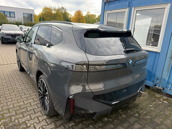 2026 BMW X5 40d V (G65), серый, 17900000 рублей - вид 4