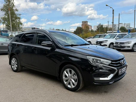 2024 Lada (ВАЗ) Vesta SW I Рестайлинг (NG), чёрный, 1590000 рублей, вид 4